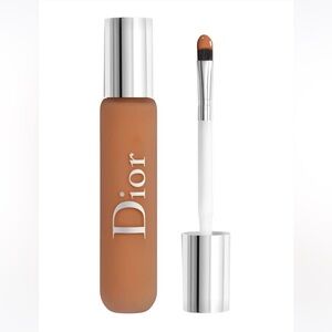 Dior
Backstage Concealer.                 Color: 5N -medium